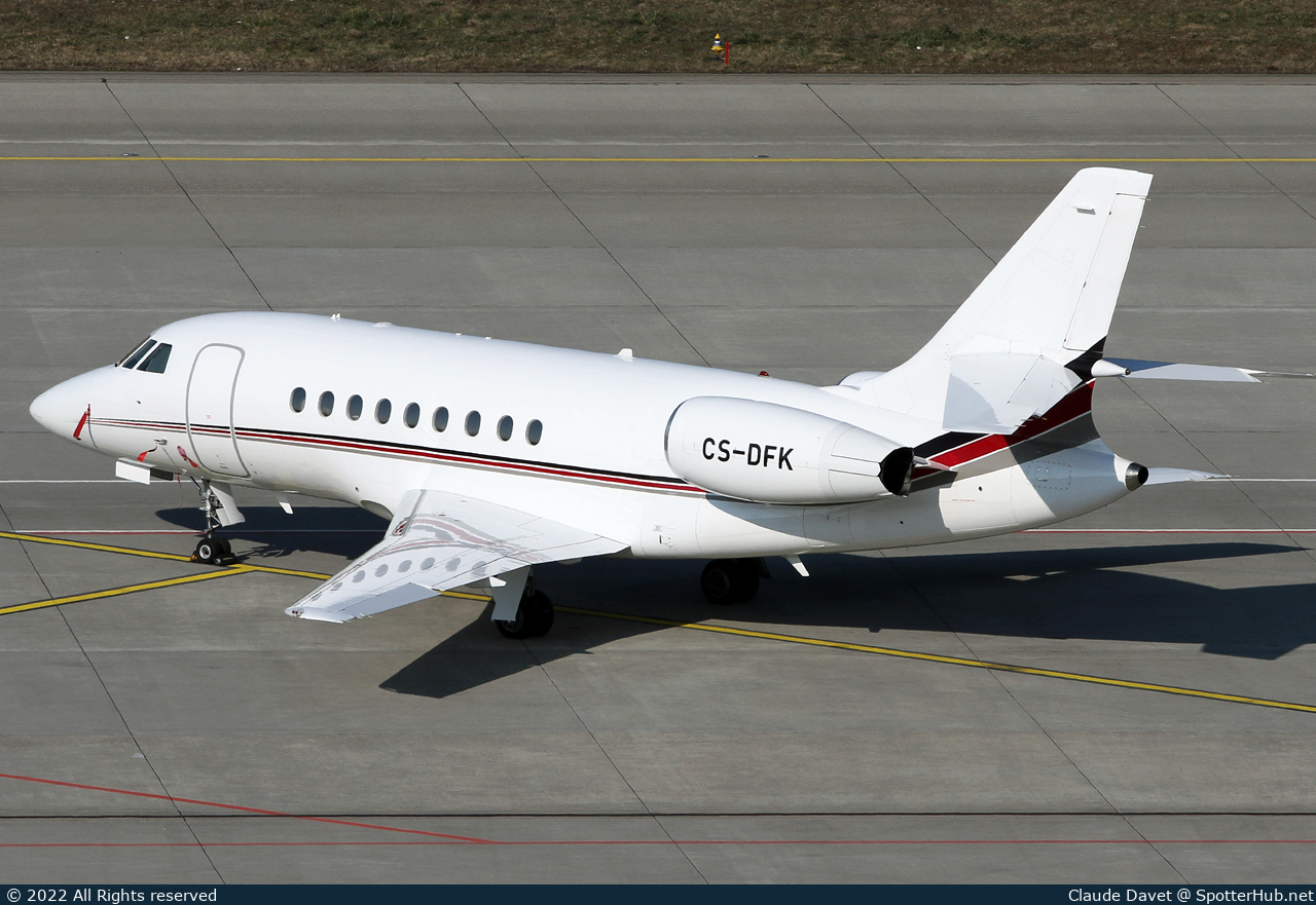 Photo of CS-DFK - Dassault Falcon 2000EX operated by NetJets Europe