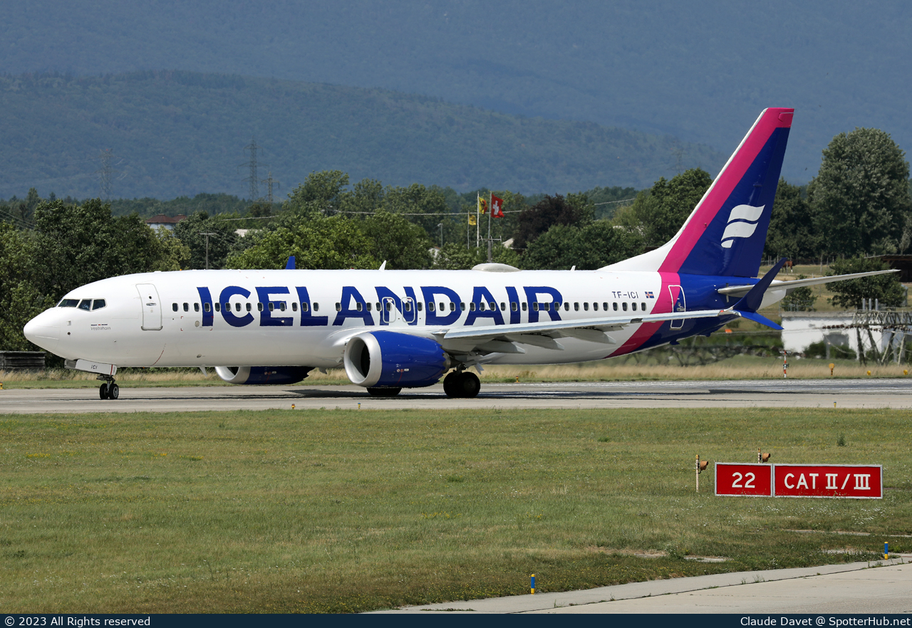 Photo of TF-ICI - Boeing 737 MAX 8 operated by Icelandair