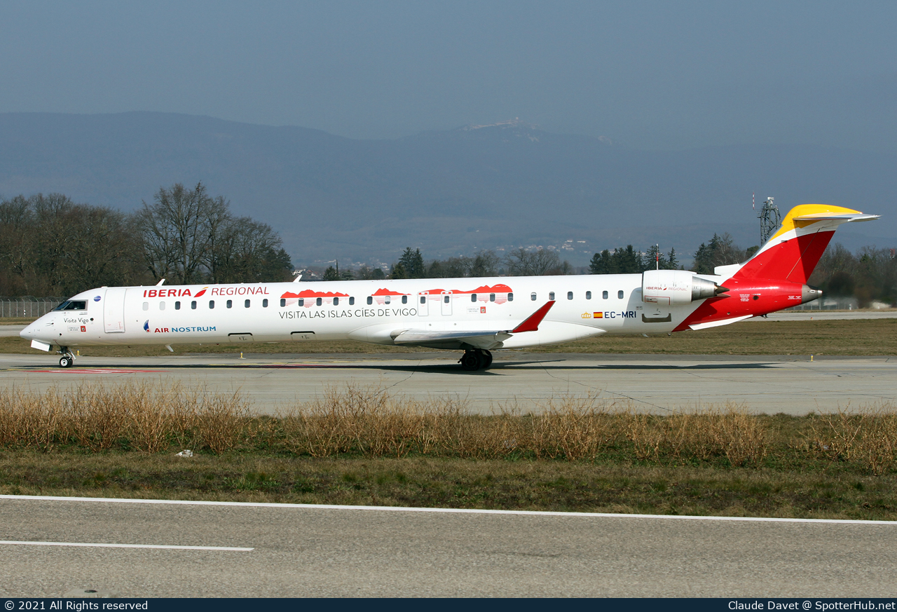 Photo of EC-MRI - Bombardier CRJ-1000 operated by Iberia Regional (opb Air Nostrum)