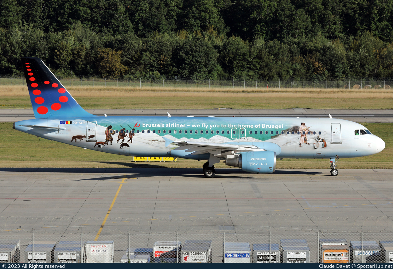 Photo of OO-SNE - Airbus A320-214 operated by Brussels Airlines