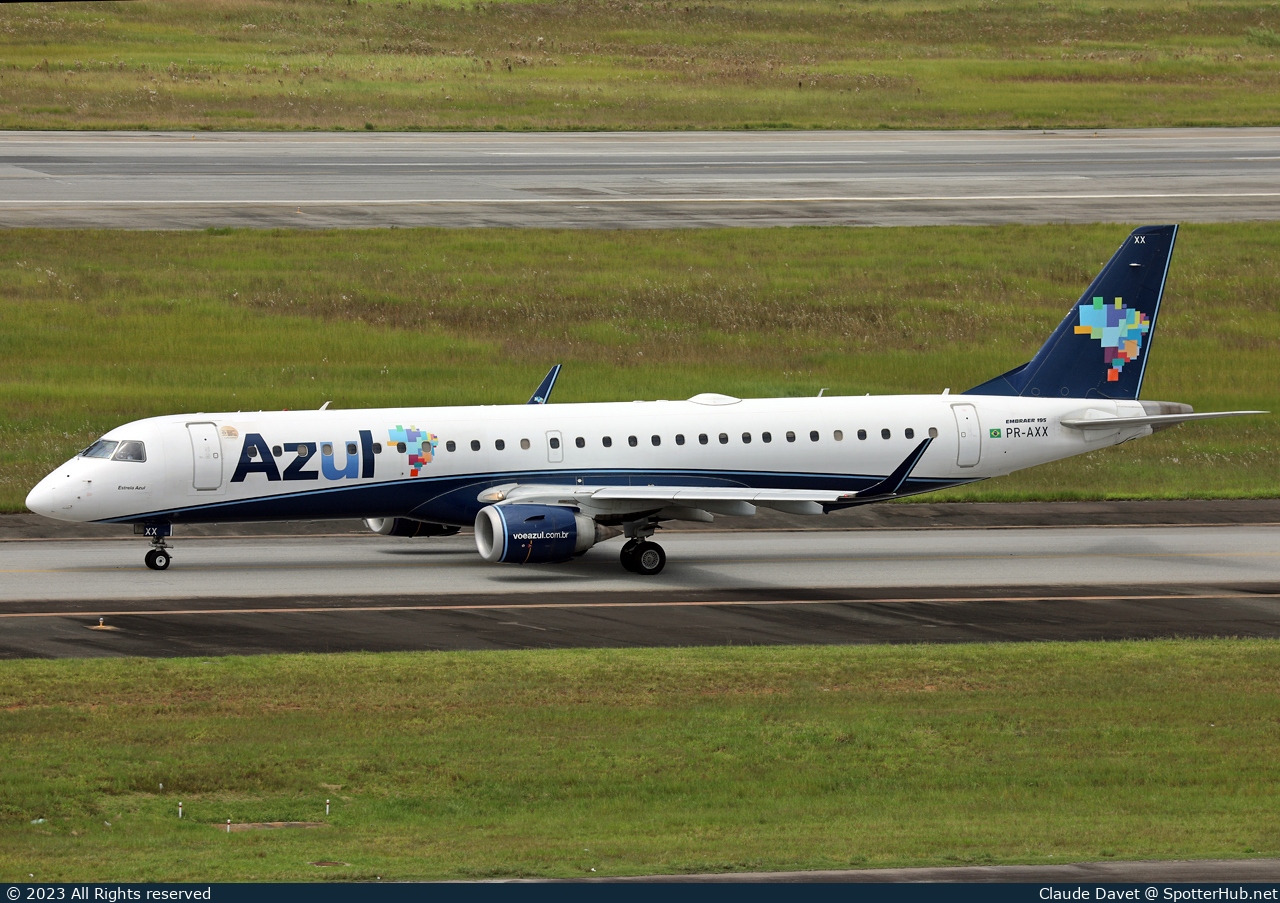 Photo of PR-AXX - Embraer ERJ-195LR operated by Azul