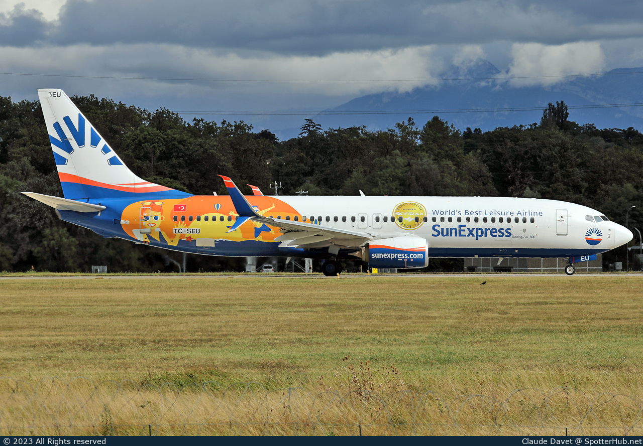 Photo of TC-SEU - Boeing 737-8HC operated by SunExpress