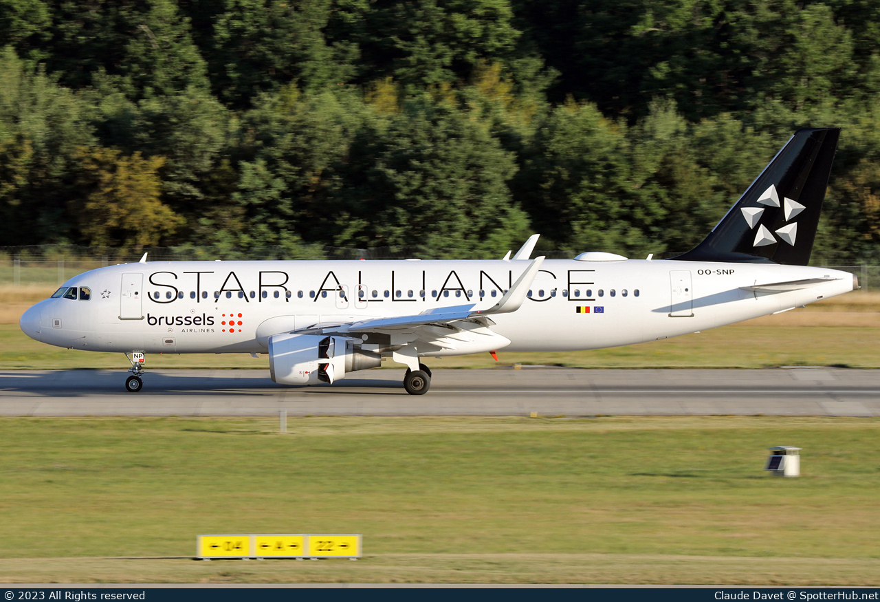 Photo of OO-SNP - Airbus A320-214 operated by Brussels Airlines