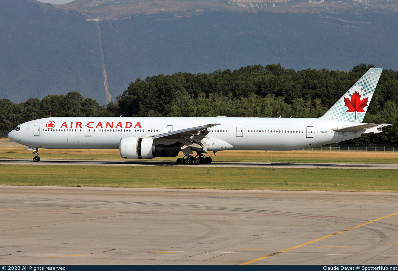 Photo of C-FRAM - Boeing 777-333(ER) operated by Air Canada