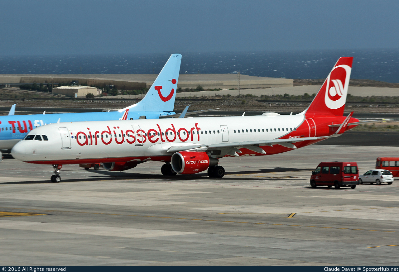Photo of D-ABCO - Airbus A321-211 operated by Air Berlin
