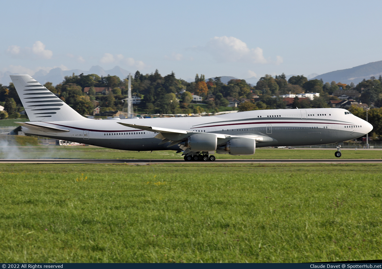 Photo of A7-HBJ - Boeing 747-8KB(BBJ) operated by Qatar Amiri Flight
