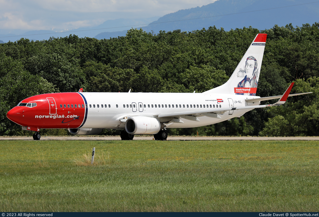 Photo of LN-NIL - Boeing 737-8KN operated by Norwegian Air Shuttle