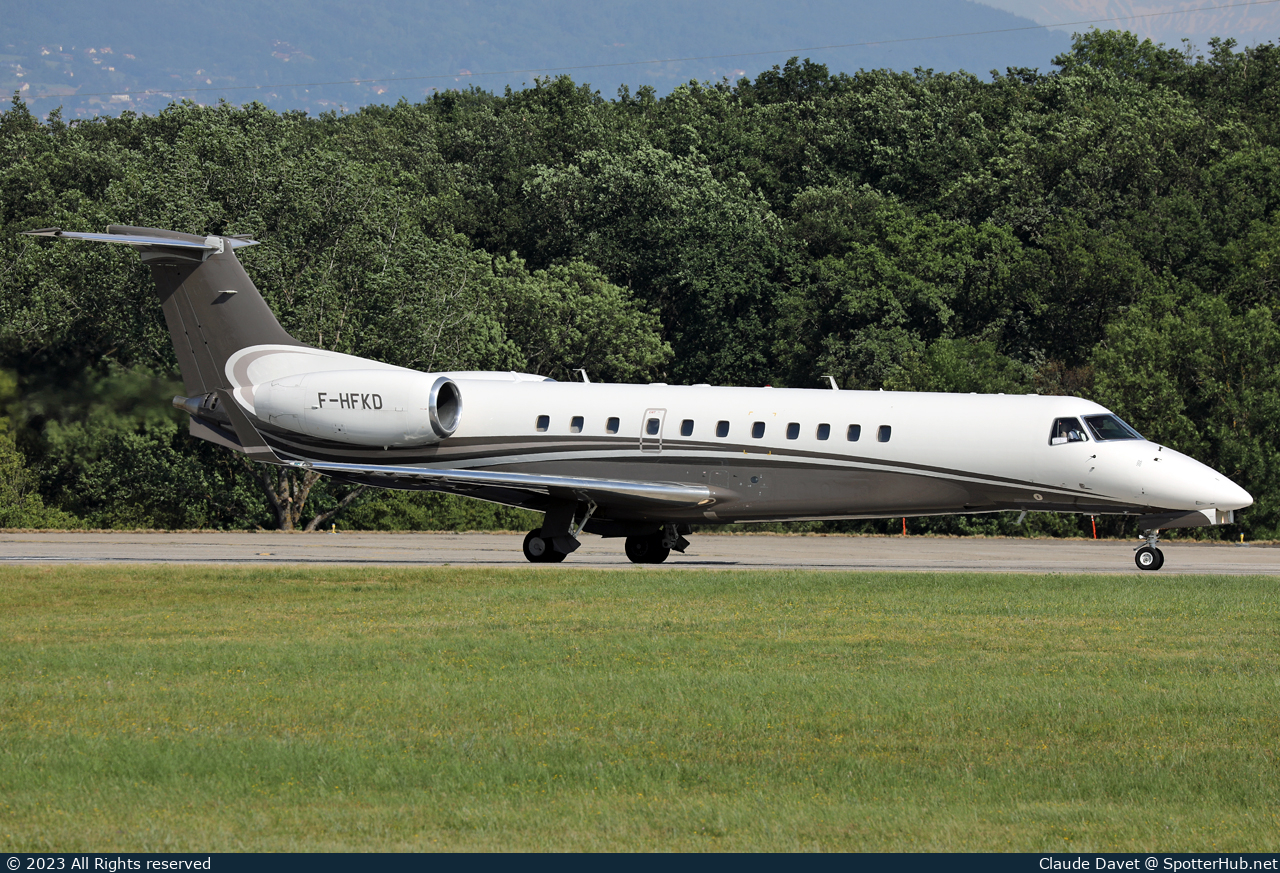 Photo of F-HFKD - Embraer Legacy 600 operated by Valljet