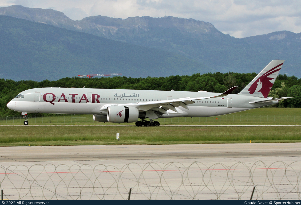 Photo of A7-ALR - Airbus A350-941 operated by Qatar Airways