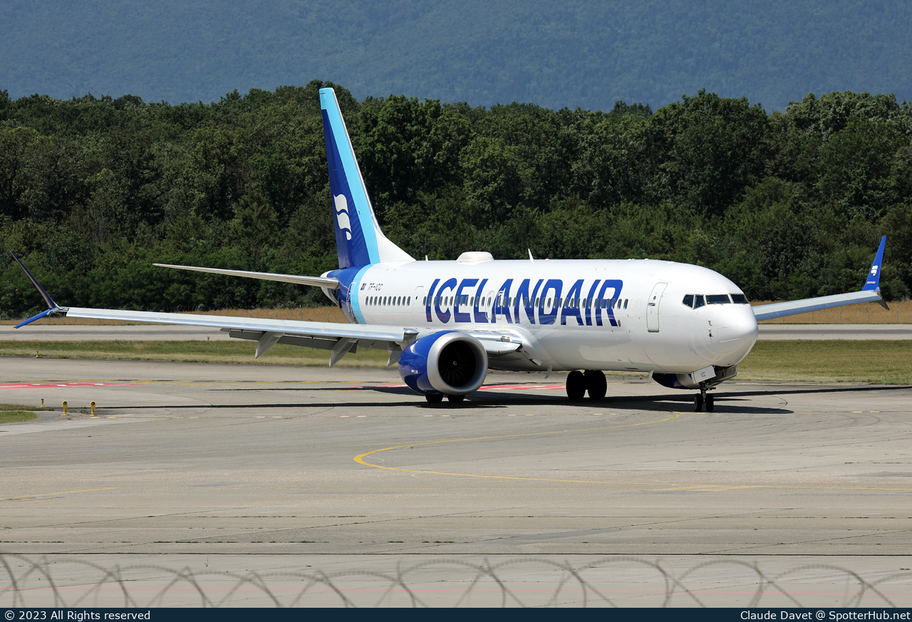 Photo of TF-ICC - Boeing 737 MAX 9 operated by Icelandair