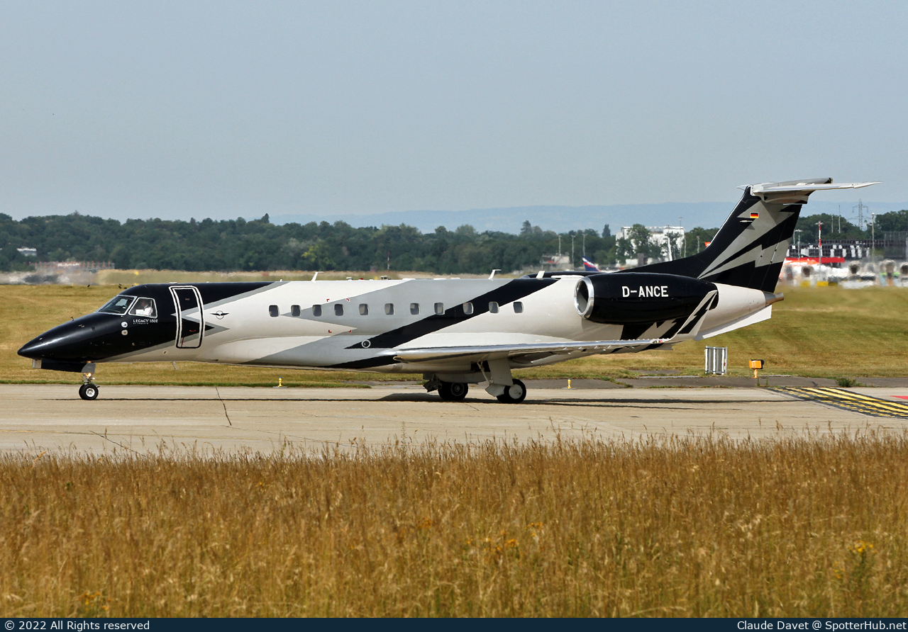 Photo of D-ANCE - Embraer Legacy 650E operated by Air Hamburg