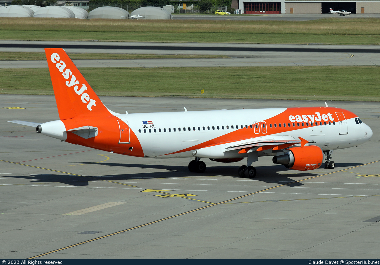 Photo of OE-IJL - Airbus A320-214 operated by easyJet Europe