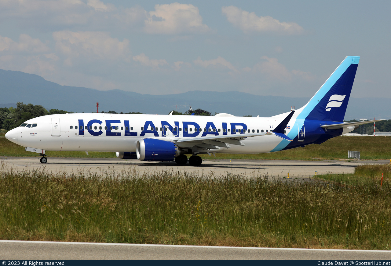 Photo of TF-ICN - Boeing 737 MAX 8 operated by Icelandair