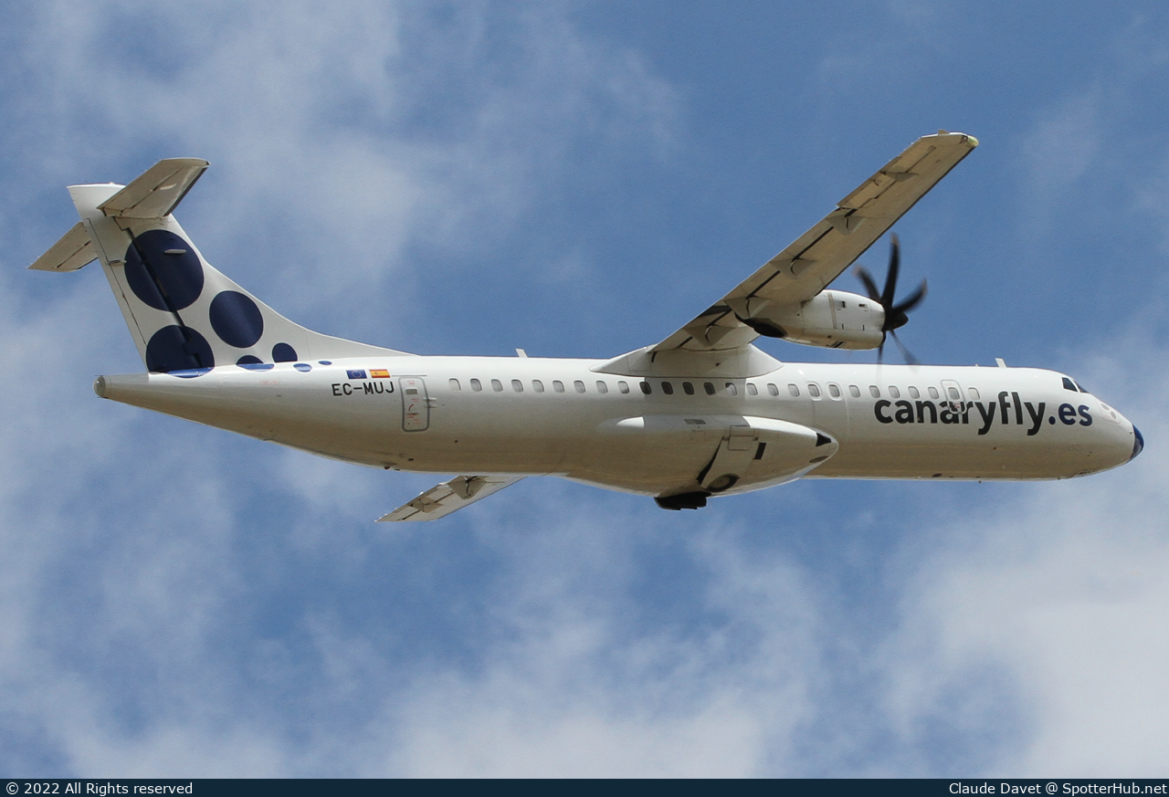 Photo of EC-MUJ - ATR 72-500 operated by Canaryfly