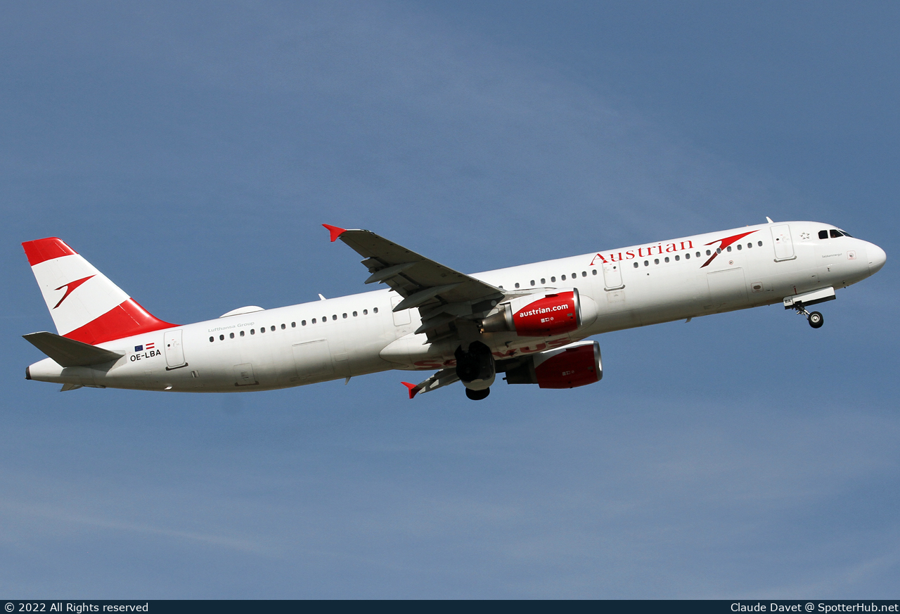 Photo of OE-LBA - Airbus A321-111 operated by Austrian Airlines
