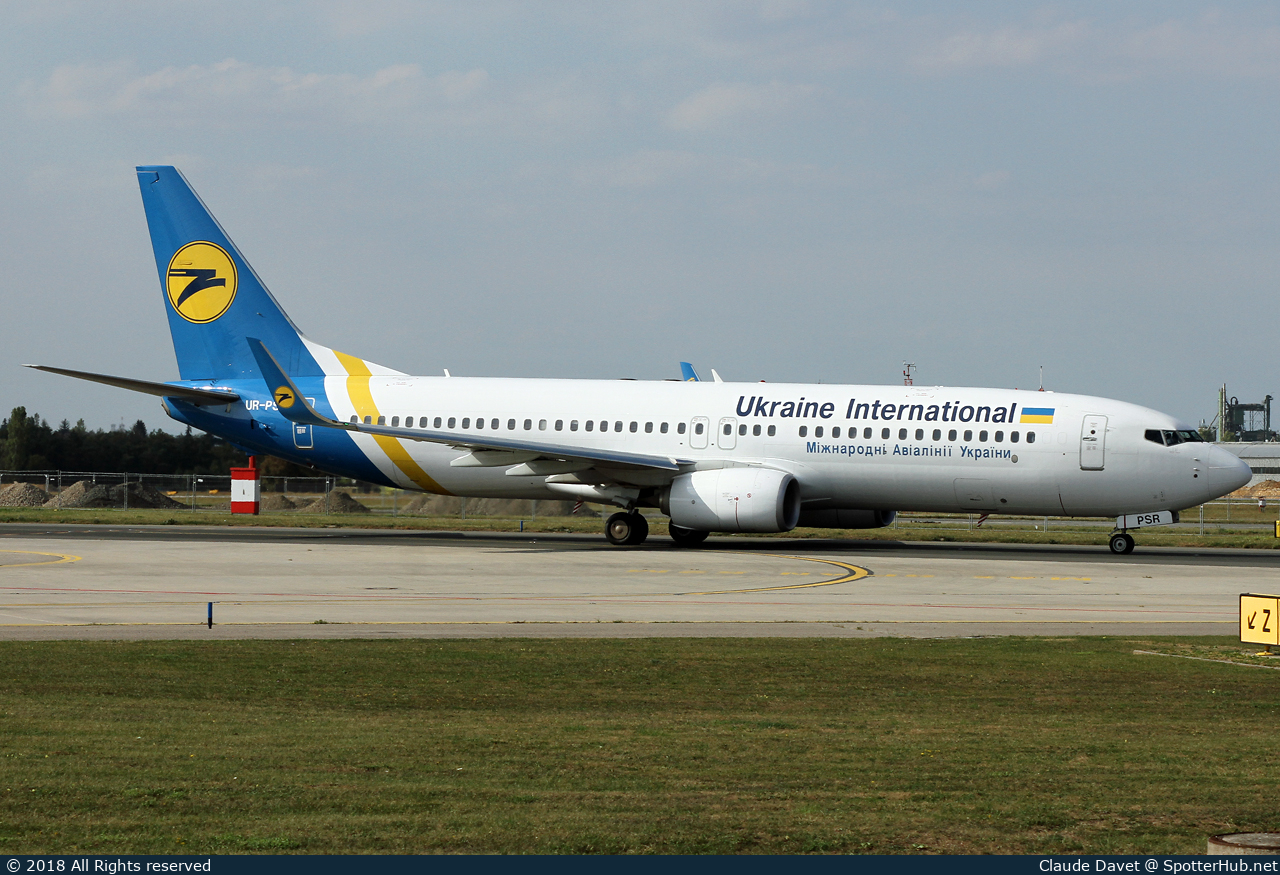 Photo of UR-PSR - Boeing 737-8KV operated by Ukraine International Airlines