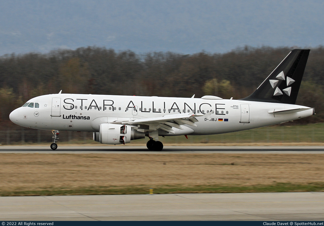 Photo of D-AIBJ - Airbus A319-112 operated by Lufthansa