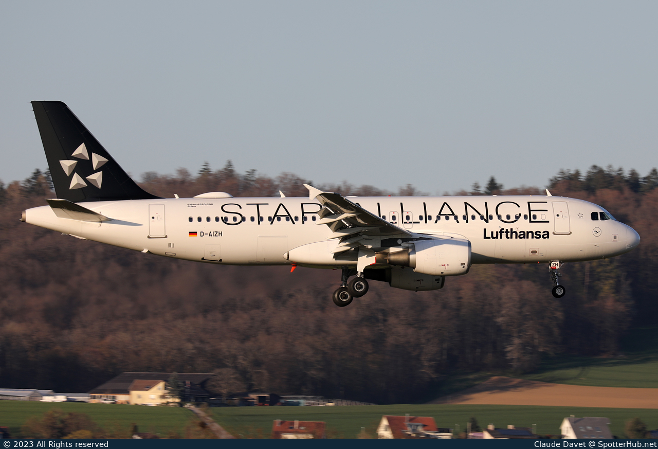 Photo of D-AIZH - Airbus A320-214 operated by Lufthansa