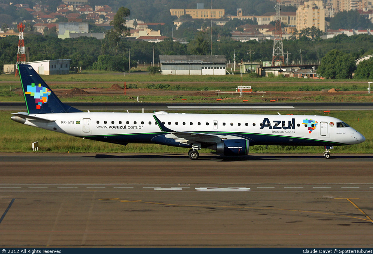 Photo of PR-AYS - Embraer ERJ-195AR operated by Azul