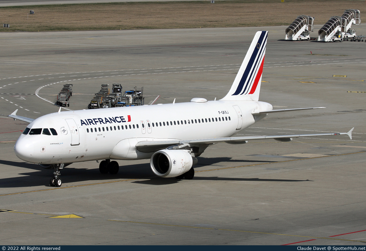 Photo of F-GKXJ - Airbus A320-214 operated by Air France
