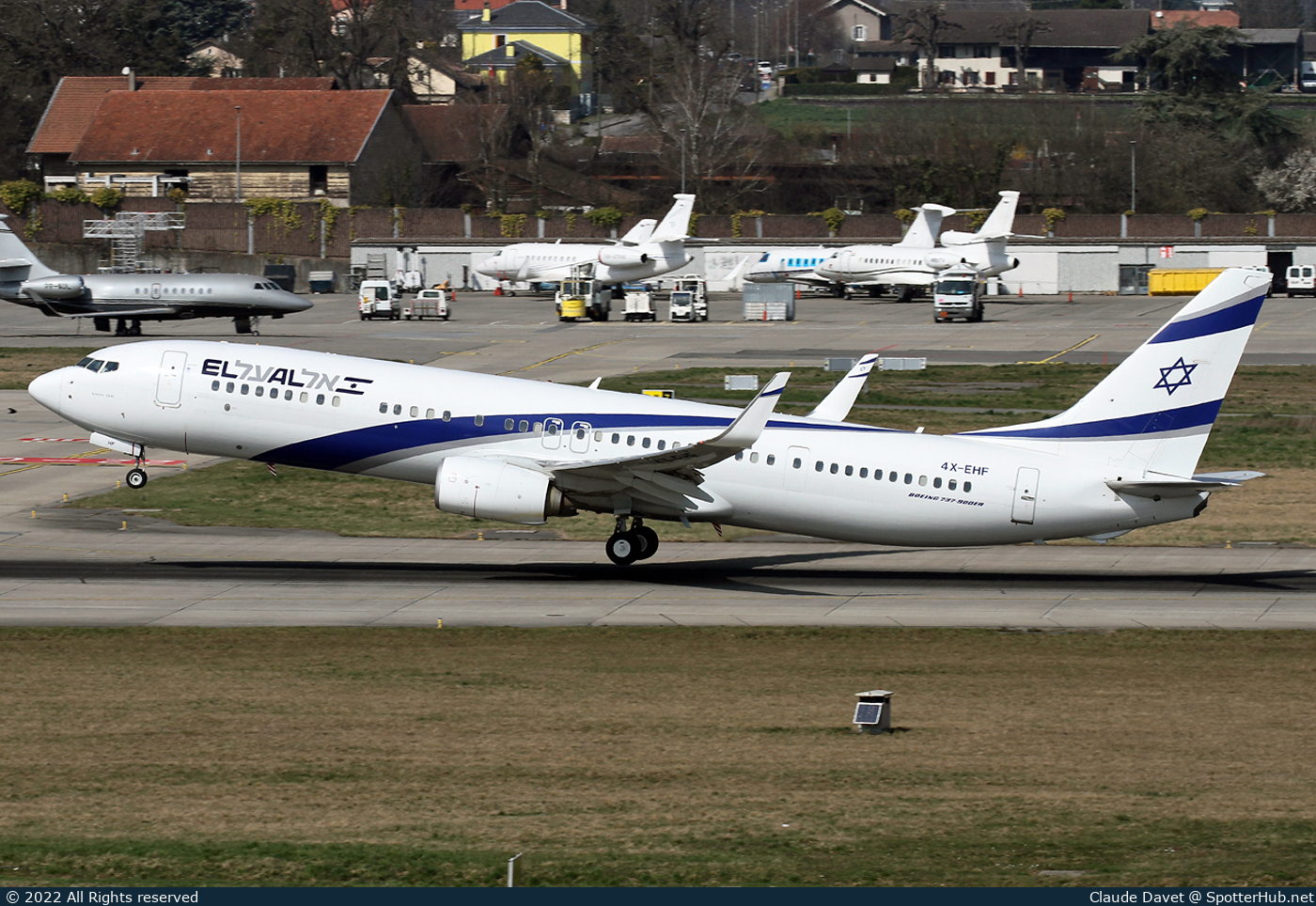 Photo of 4X-EHF - Boeing 737-958(ER) operated by El Al Israel Airlines