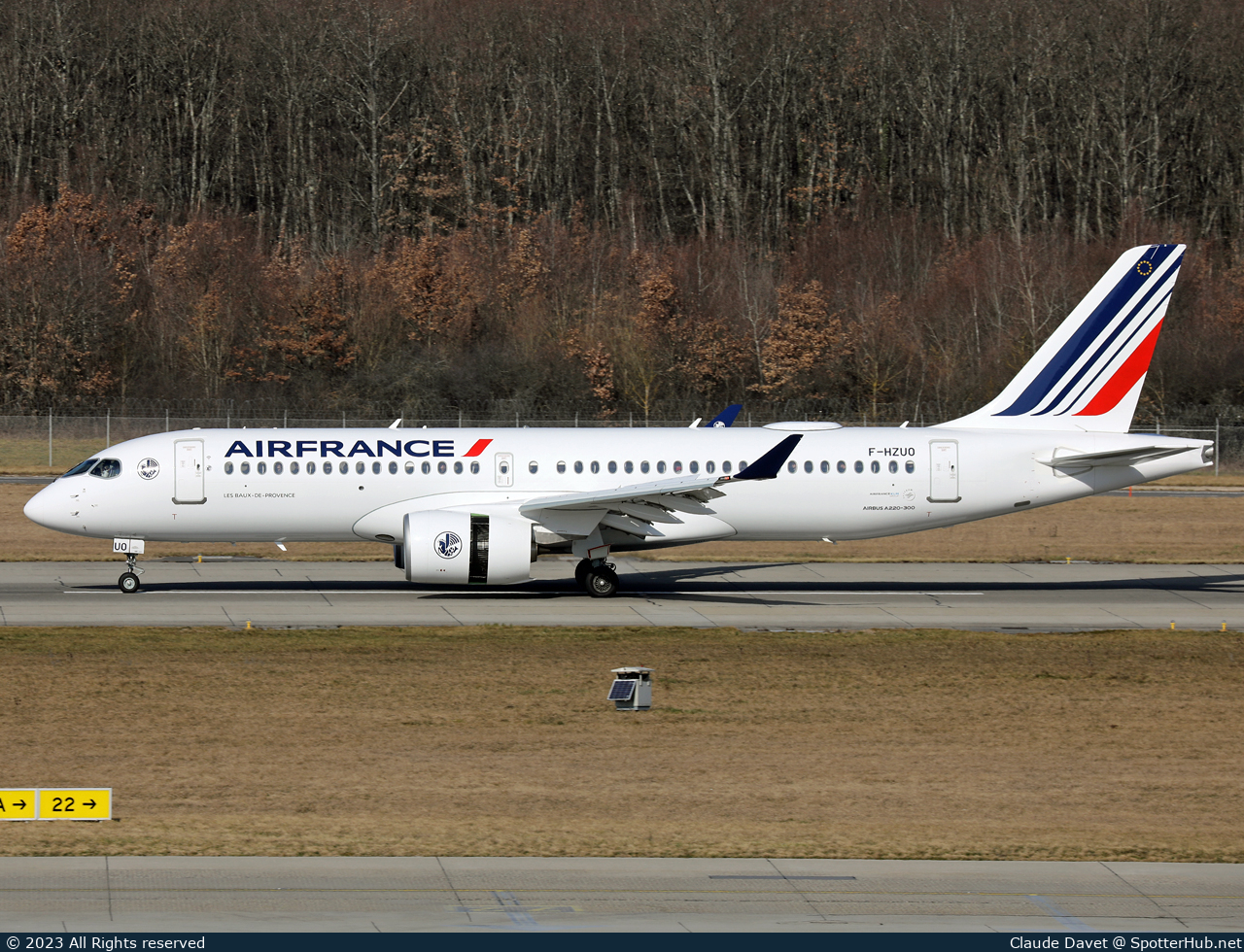 Photo of F-HZUO - Airbus A220-300 operated by Air France