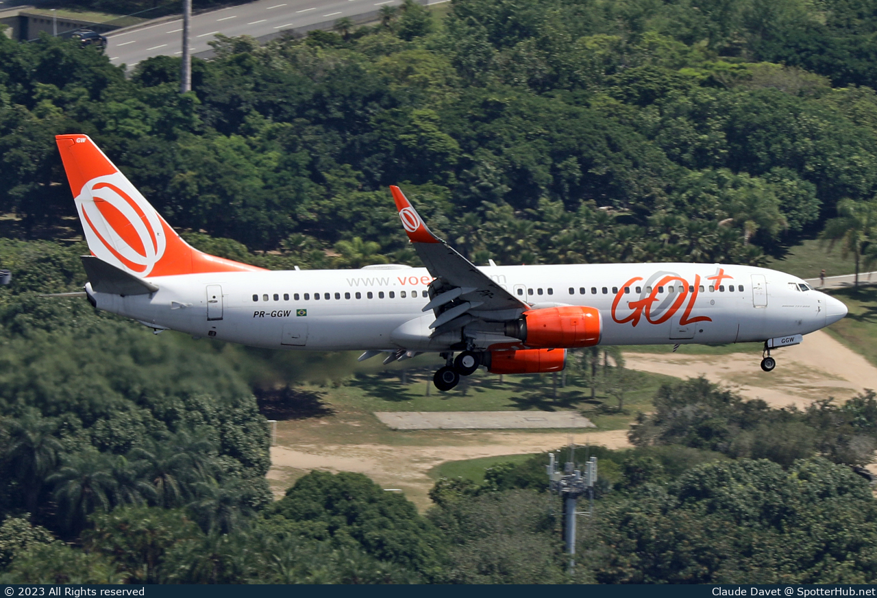 Photo of PR-GGW - Boeing 737-8EH operated by GOL Linhas Aéreas