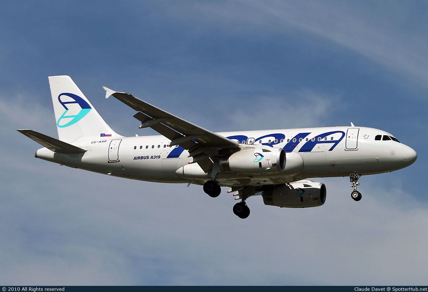 Photo of S5-AAR - Airbus A319-132 operated by Adria Airways