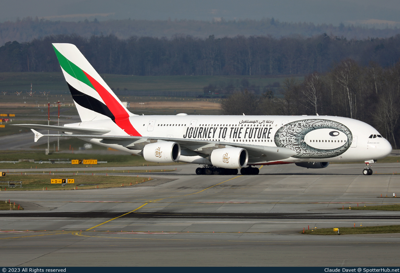 Photo of A6-EOI - Airbus A380-861 operated by Emirates