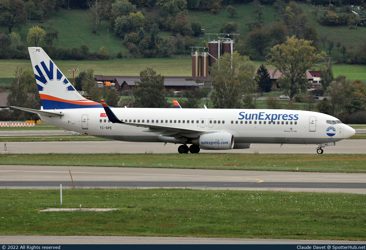 Photo of TC-SPE - Boeing 737-8HC operated by SunExpress
