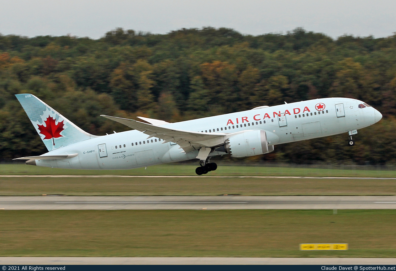 Photo of C-GHPY - Boeing 787-8 Dreamliner operated by Air Canada
