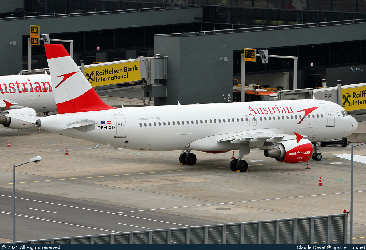 Photo of OE-LXD - Airbus A320-216 operated by Austrian Airlines