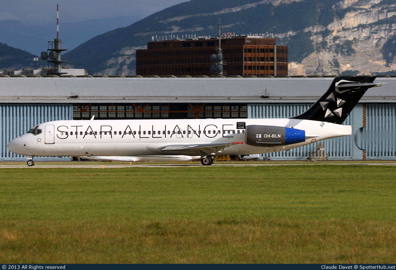 Photo of OH-BLN - Boeing 717-2K9 operated by Blue1