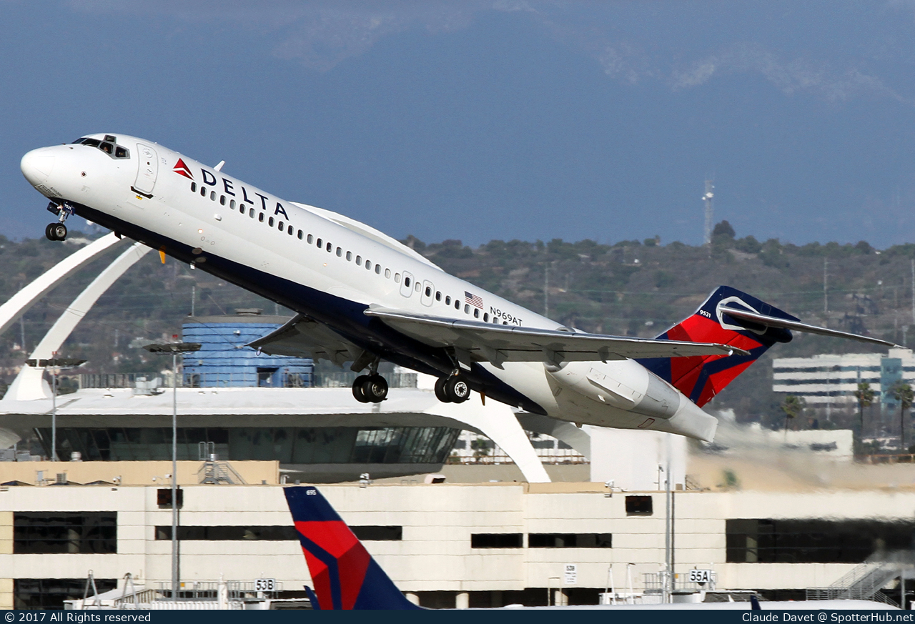 Photo of N969AT - Boeing 717-2BD operated by Delta Air Lines