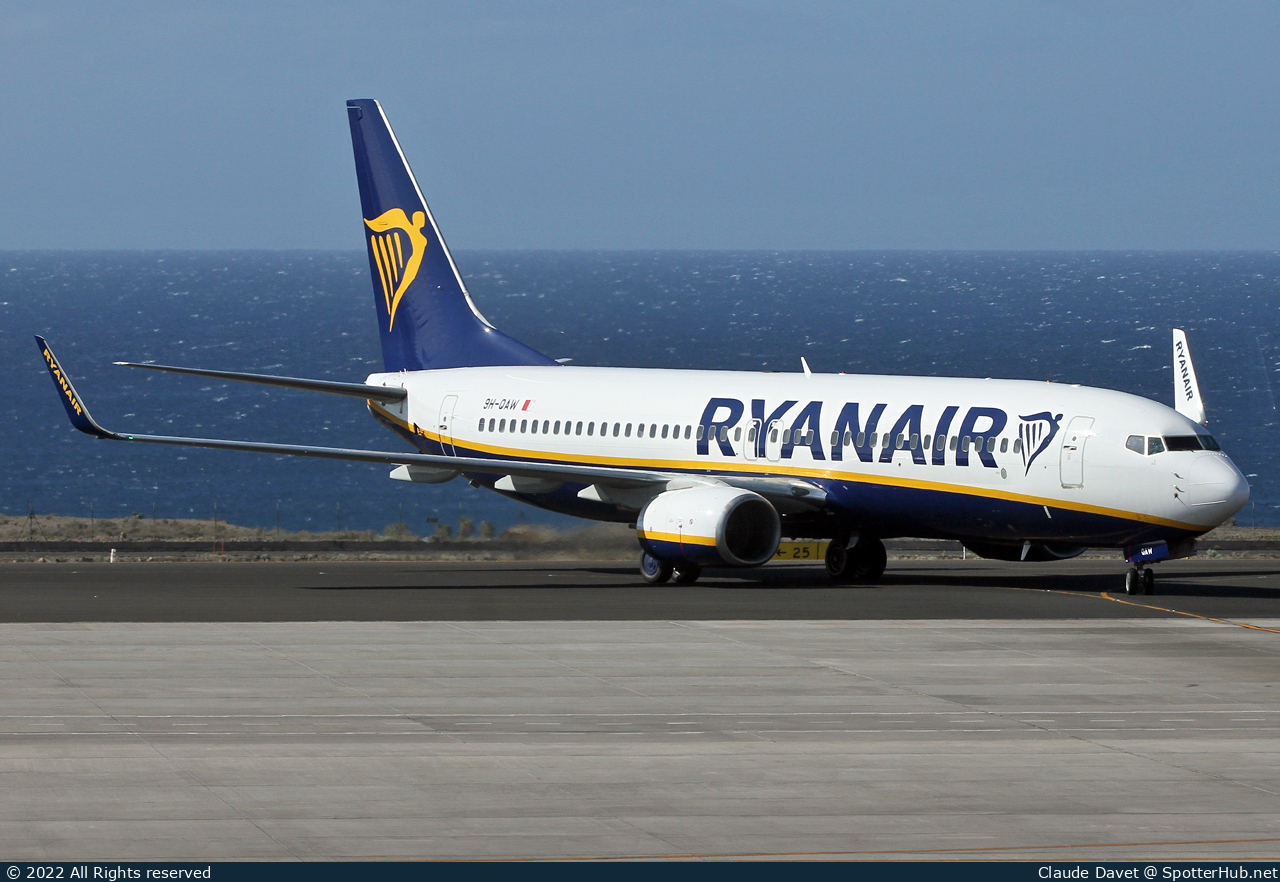 Photo of 9H-QAW - Boeing 737-8AS operated by Ryanair (opb Malta Air)