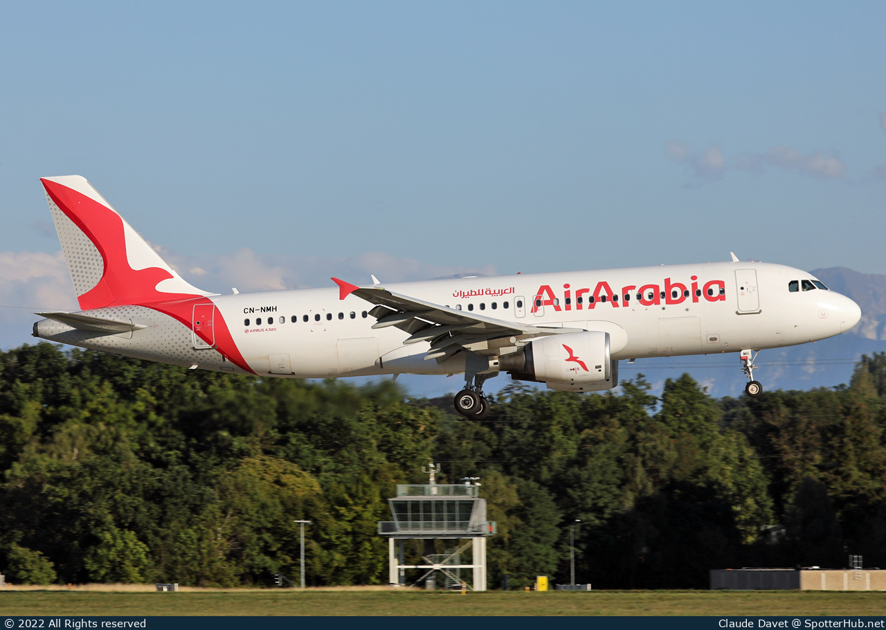 Photo of CN-NMH - Airbus A320-214 operated by Air Arabia Maroc