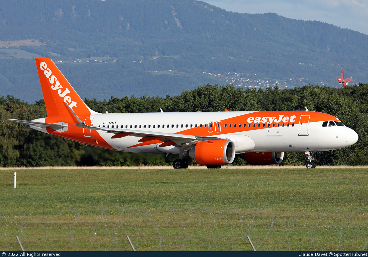Photo of G-UZHT - Airbus A320-251N operated by easyJet