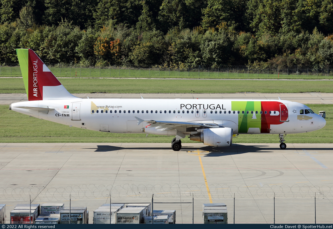 Photo of CS-TNM - Airbus A320-214 operated by TAP Air Portugal