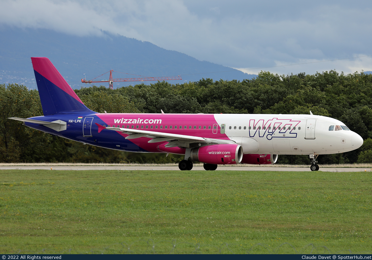 Photo of HA-LPK - Airbus A320-232 operated by Wizz Air