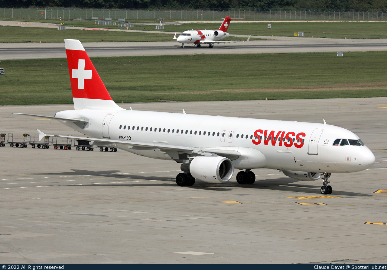 Photo of HB-IJQ - Airbus A320-214 operated by Swiss International Air Lines