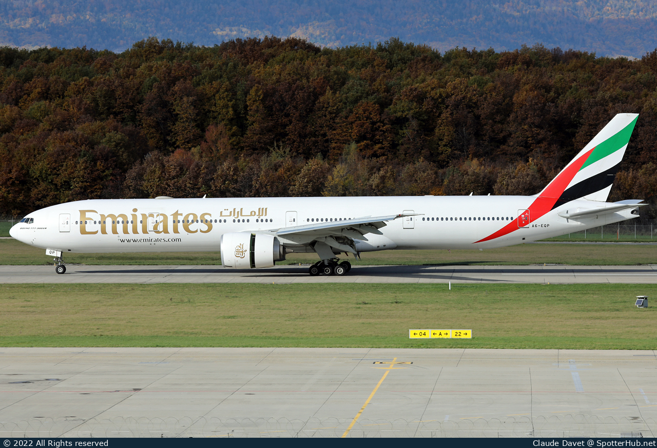 Photo of A6-EQP - Boeing 777-31H(ER) operated by Emirates