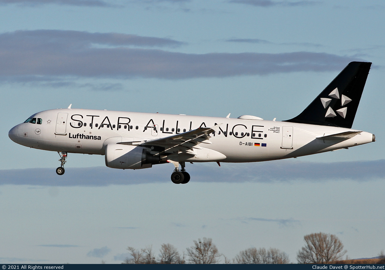 Photo of D-AIBI - Airbus A319-112 operated by Lufthansa