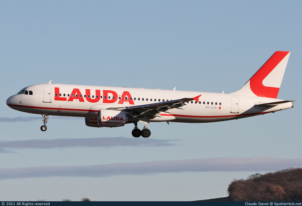 Photo of 9H-LOS - Airbus A320-214 operated by Lauda Europe