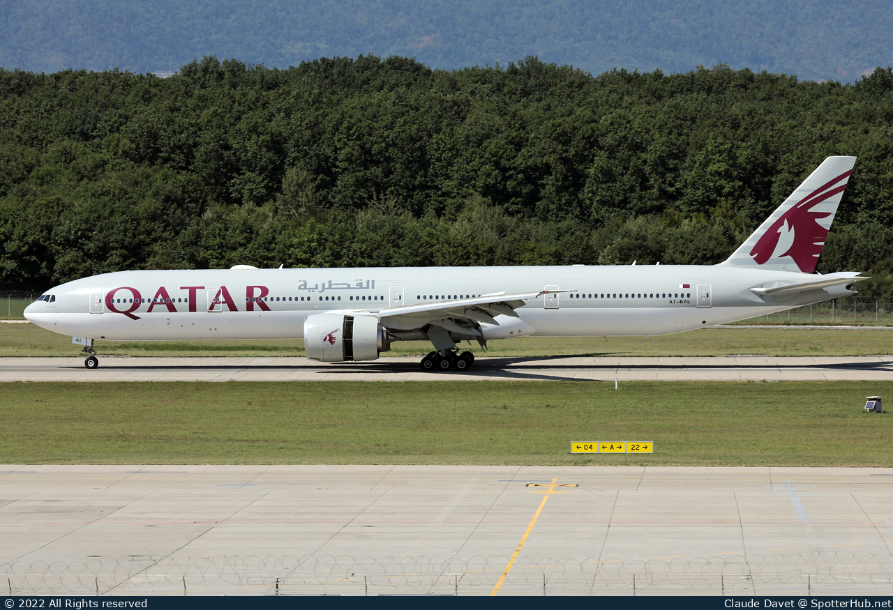 Photo of A7-BAL - Boeing 777-3DZ(ER) operated by Qatar Airways