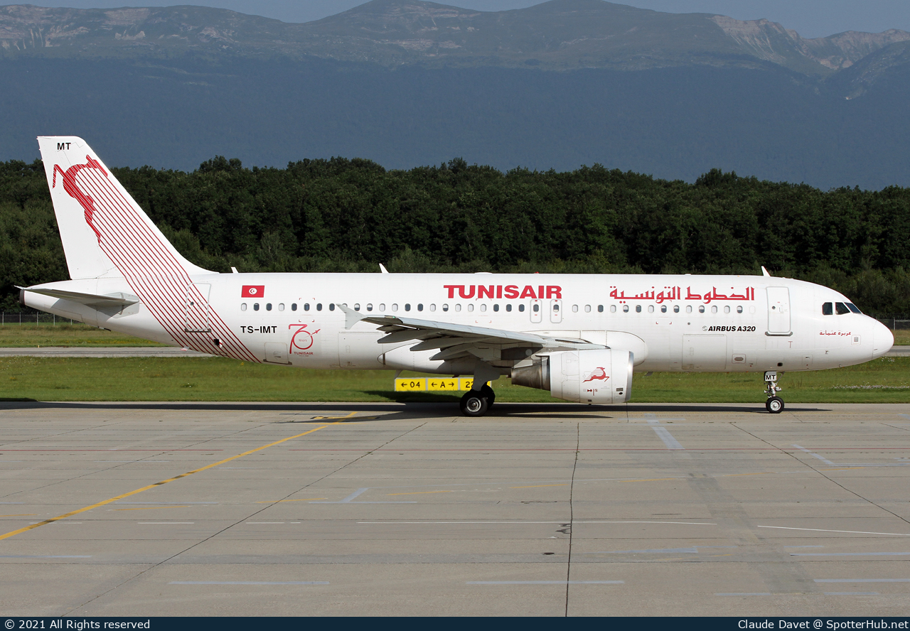 Photo of TS-IMT - Airbus A320-214 operated by Tunisair