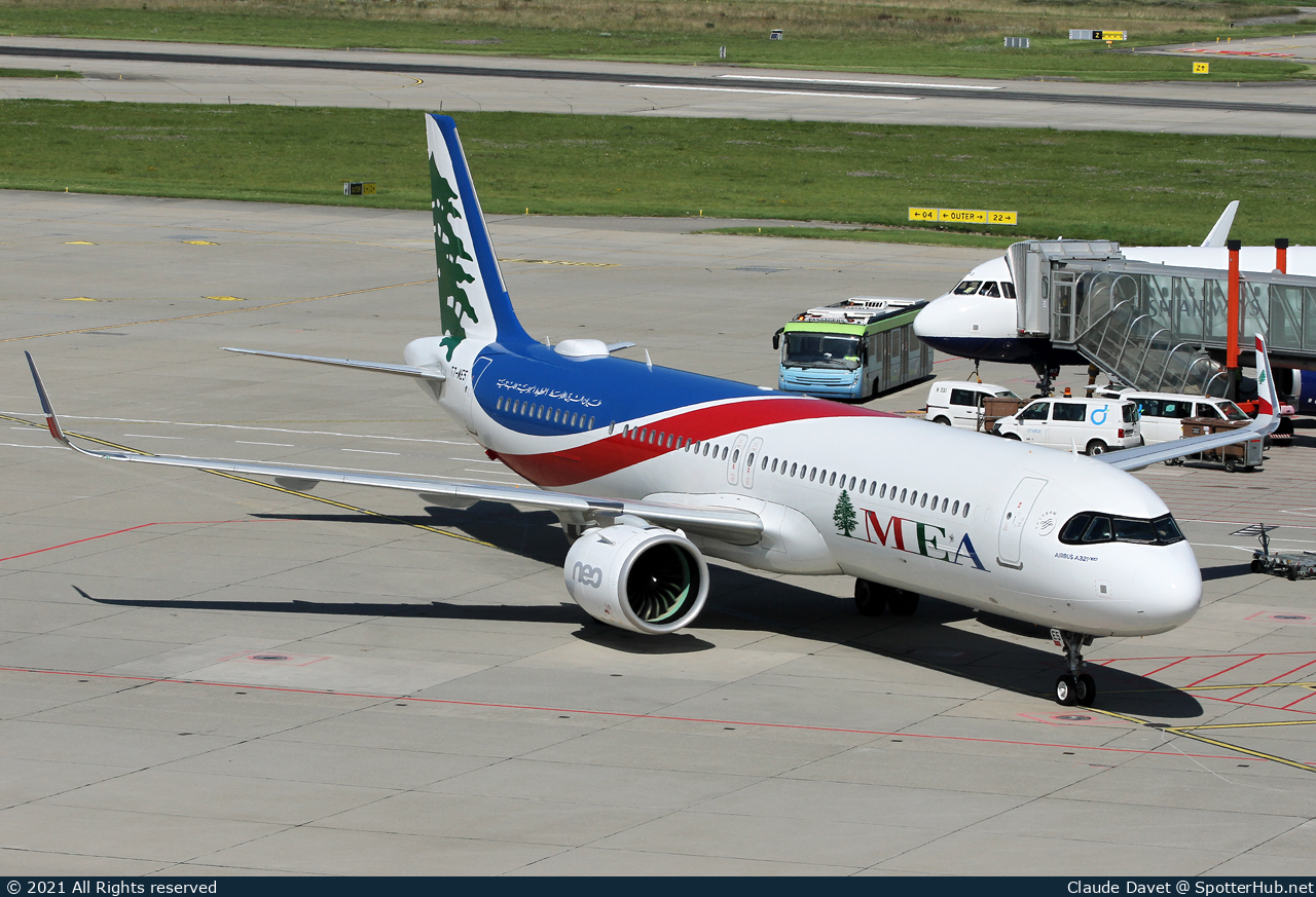 Photo of T7-ME5 - Airbus A321-271NX operated by MEA Middle East Airlines