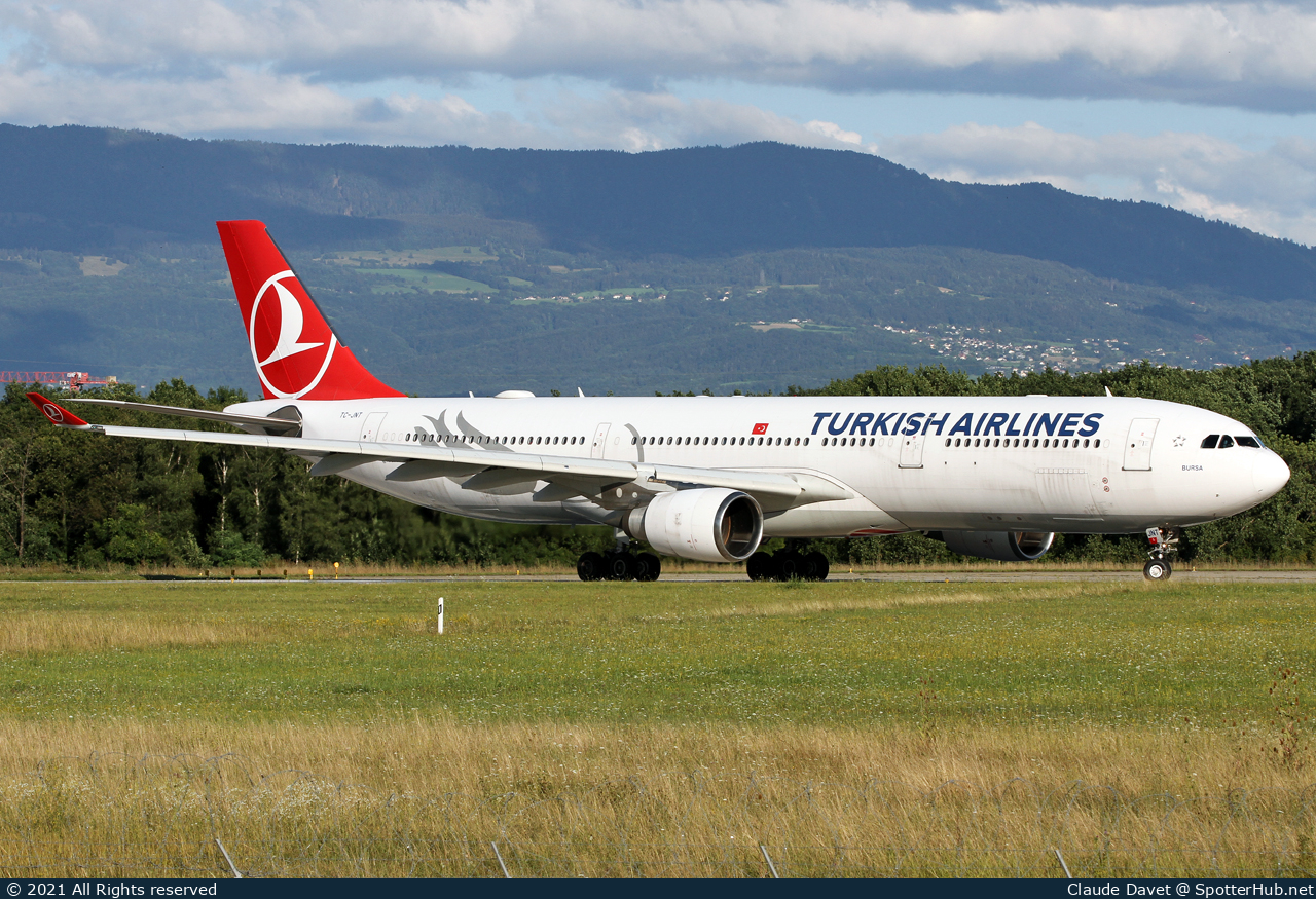 Photo of TC-JNT - Airbus A330-303 operated by Turkish Airlines