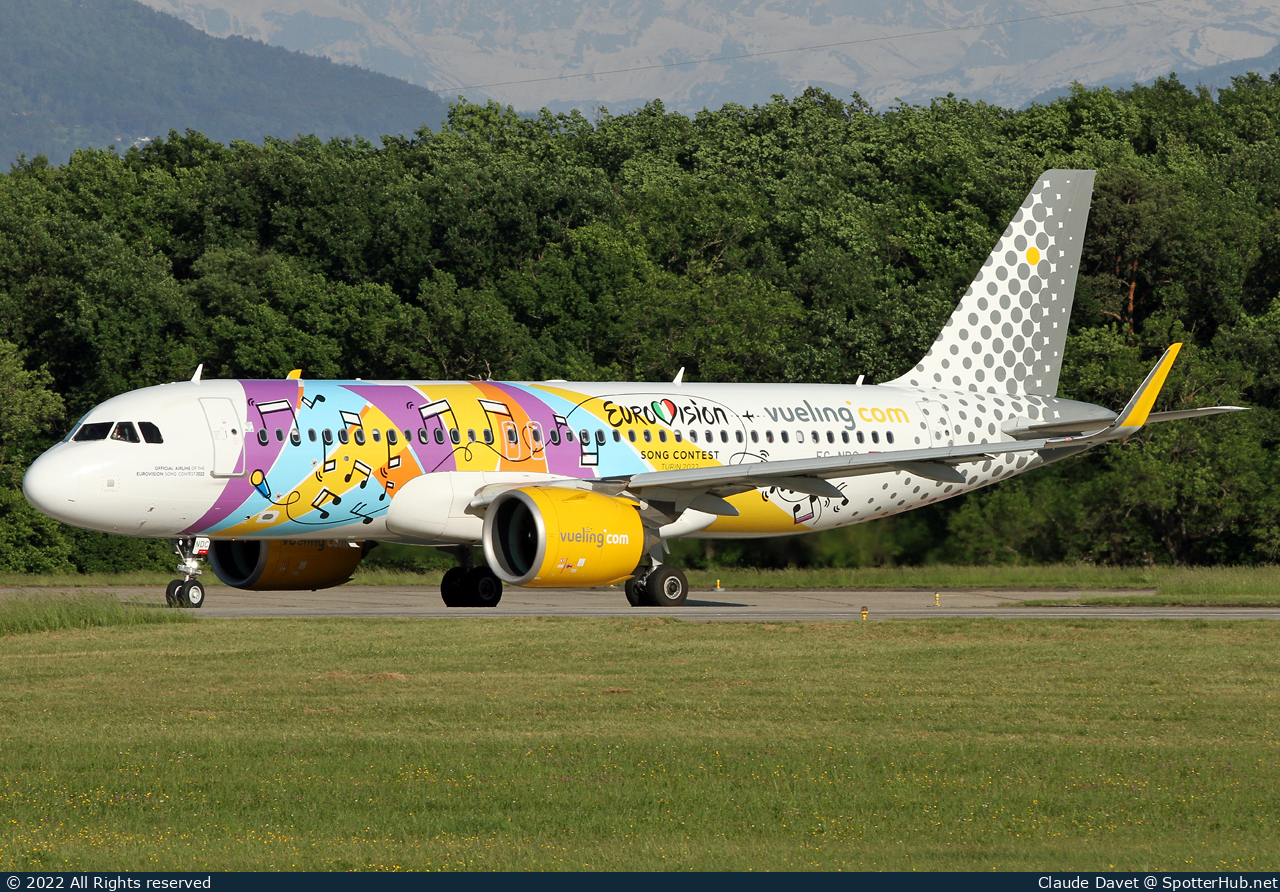 Photo of EC-NDC - Airbus A320-271N operated by Vueling