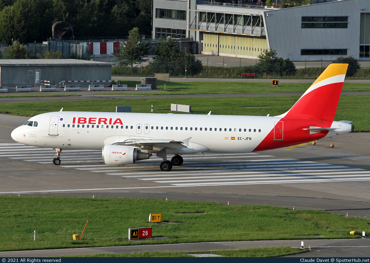 Photo of EC-JFN - Airbus A320-214 operated by Iberia