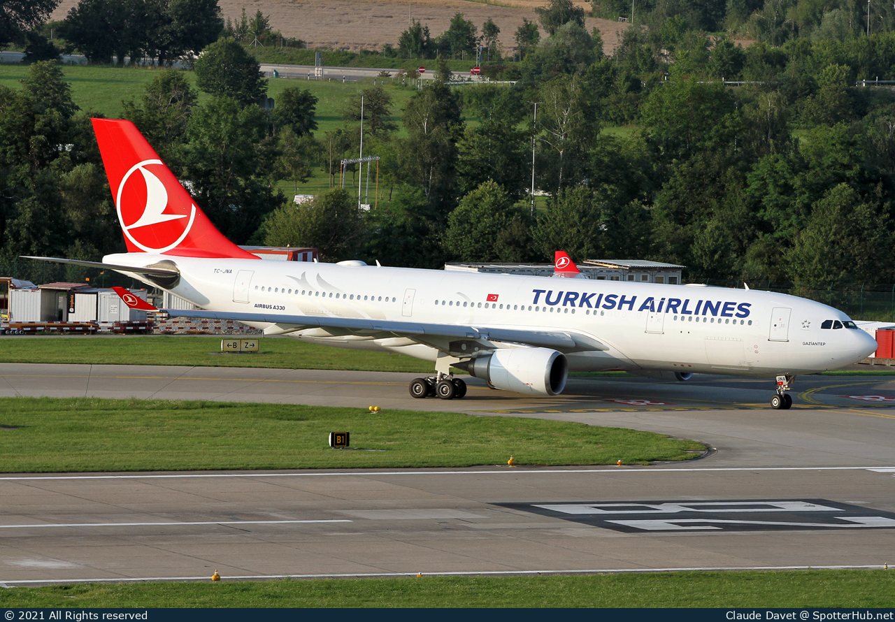 Photo of TC-JNA - Airbus A330-203 operated by Turkish Airlines